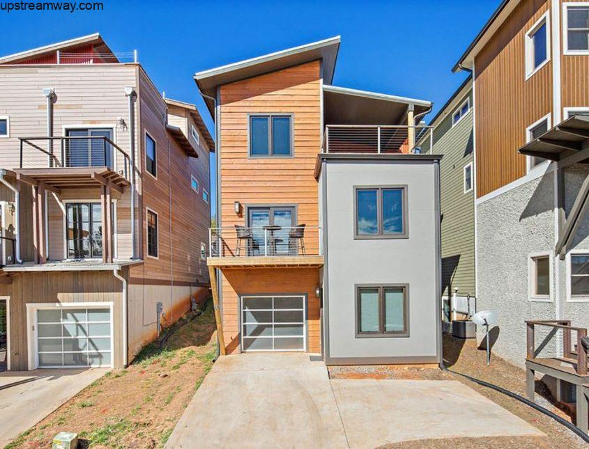 Exterior View of the Bachelorette Rental Unit Exterior View of the Bachelorette Rental Unit