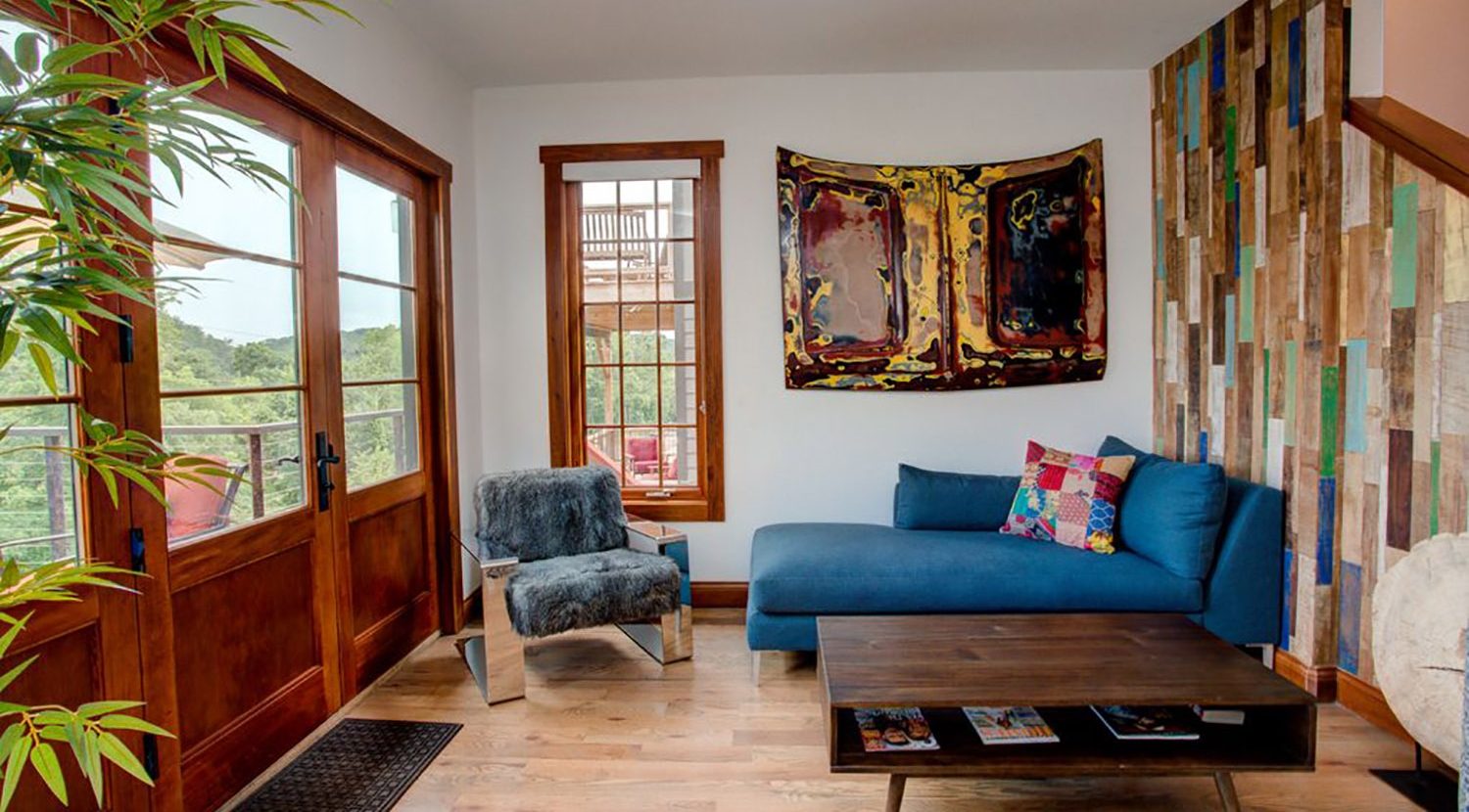 Upstream Way Entrance to Back Deck Upstream Way Entrance to Back Deck